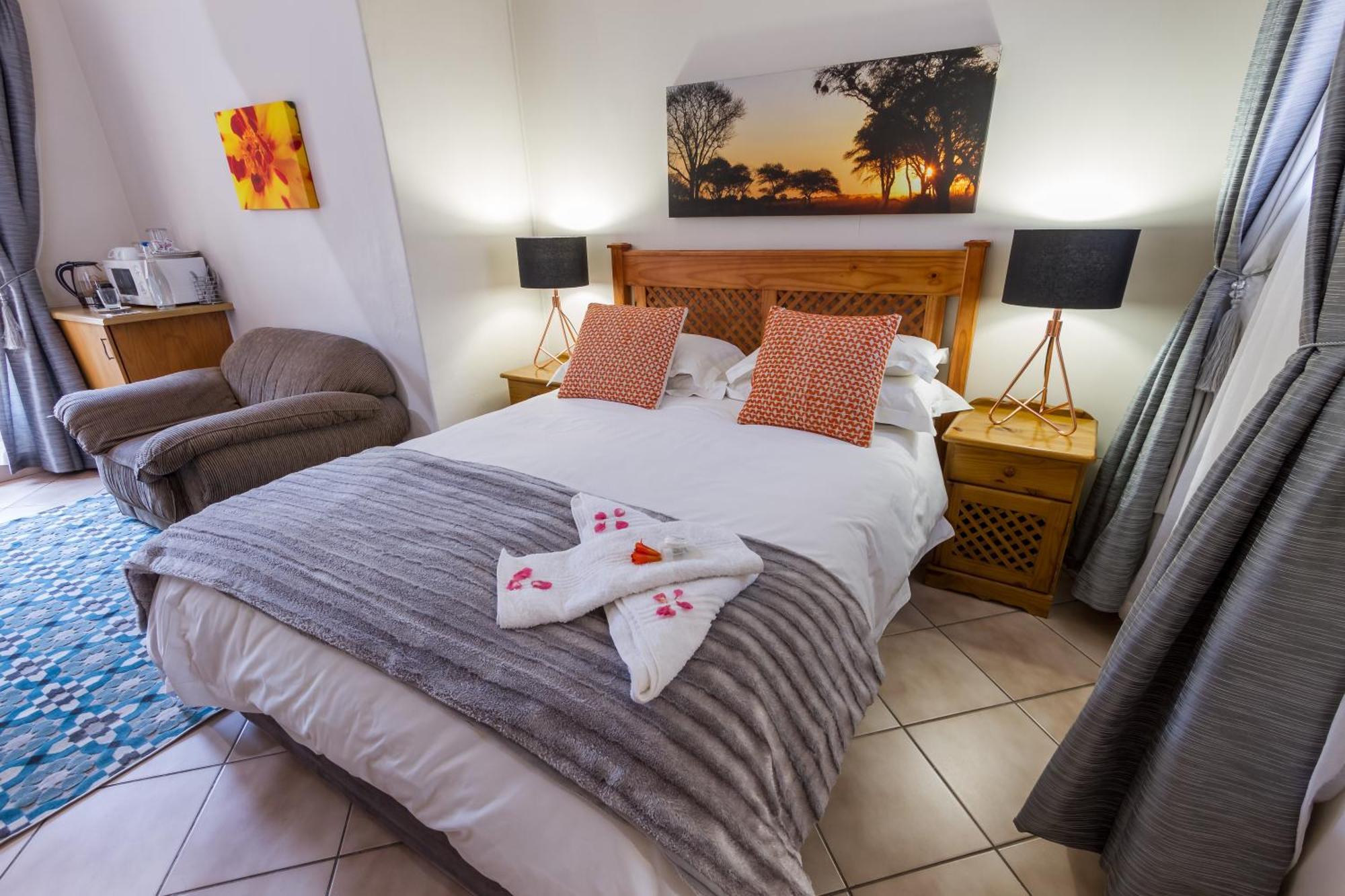 The Pecan Tree Guesthouse Сэндтон Экстерьер фото