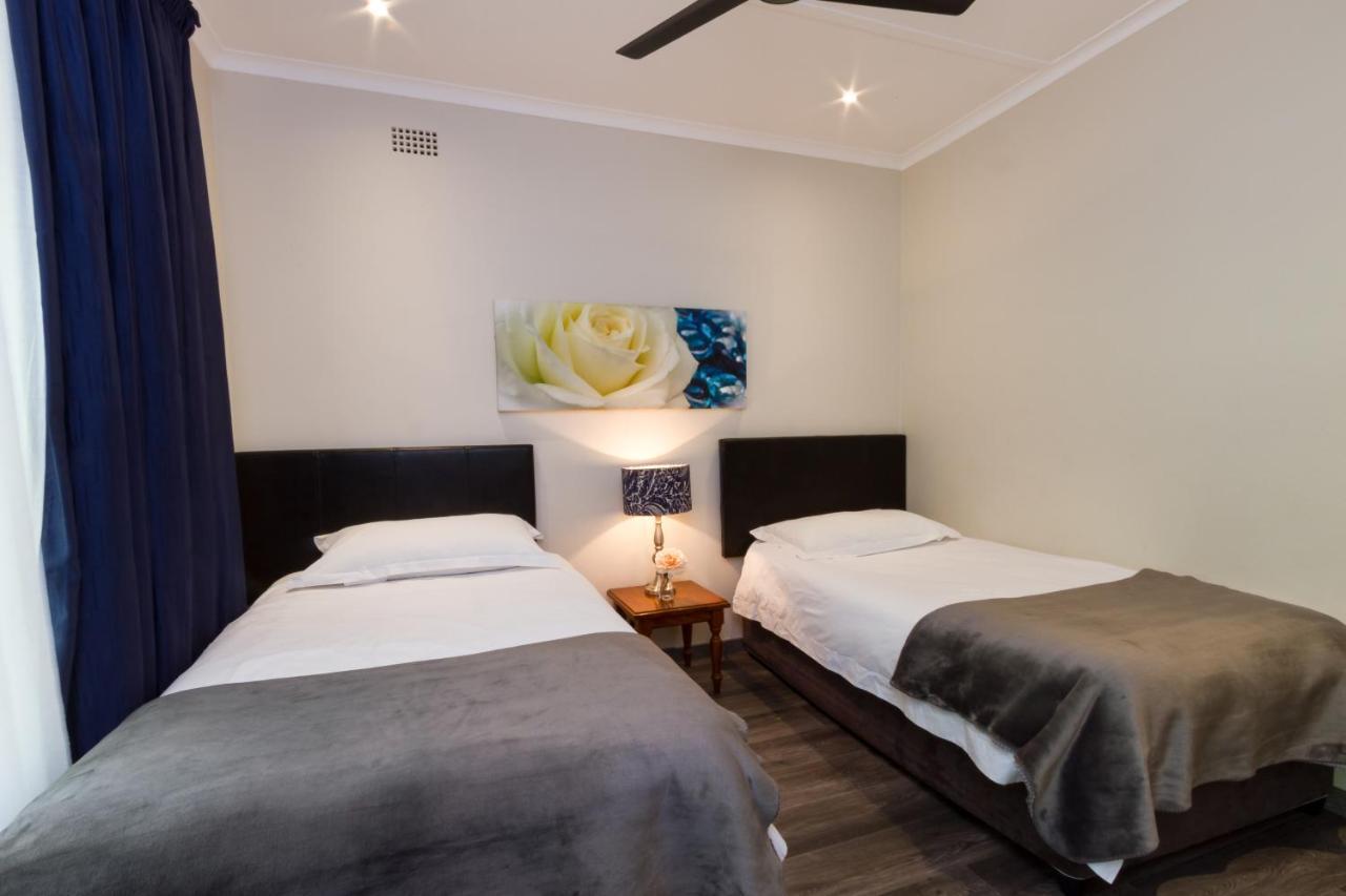 The Pecan Tree Guesthouse Сэндтон Экстерьер фото